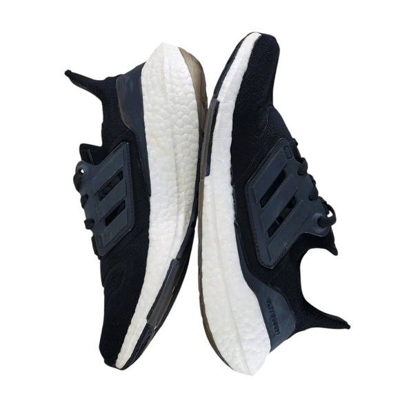 Adidas Ultraboost 22 Running Sneaker Shoes Wmns Sz 6 Black White Lace-Up GX5591 - Picture 5 of 16